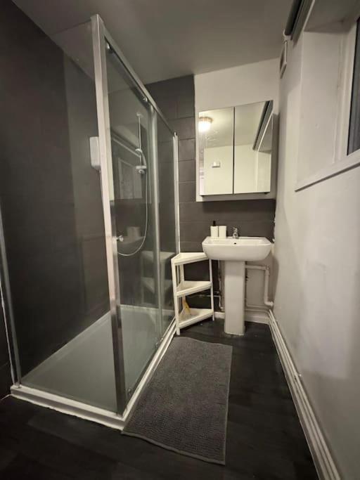 Cozy 3-Bed House In Leicester City Centre Dış mekan fotoğraf